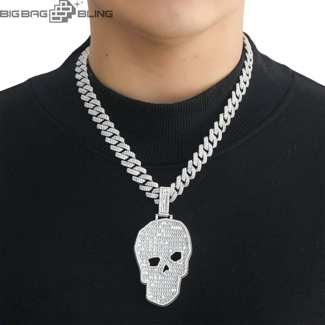Iced Out Extra-large skull Pendant BigBagBling