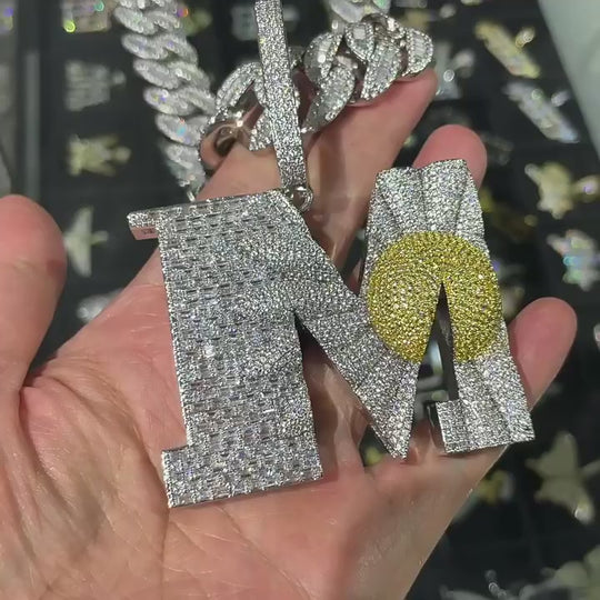 Pendentif Raptors glacé
